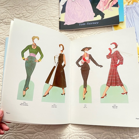 Tom Tierney Marie Antoinette, famous Movie, Vivien Leigh, Storybook Paper Dolls. - Picture 10 of 13